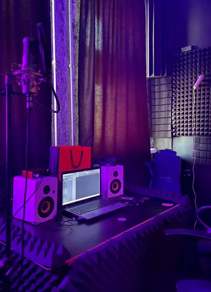 Студия звукозаписи Dark Vibe
