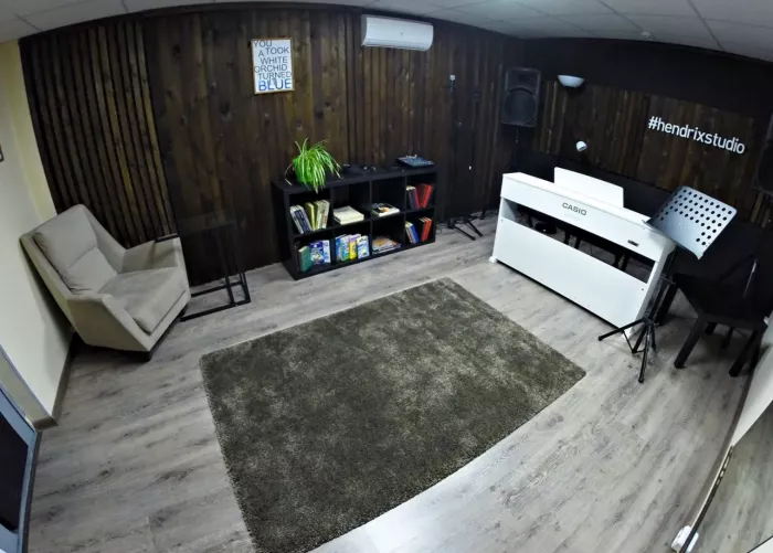 Студия звукозаписи Hendrix