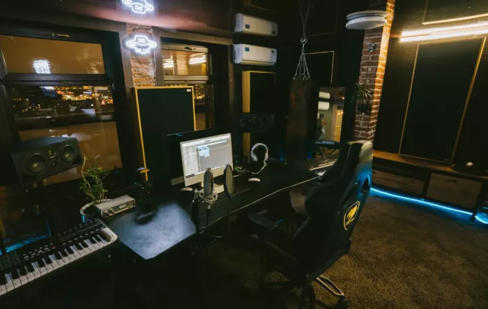 Студия звукозаписи Jani Gipsy Records