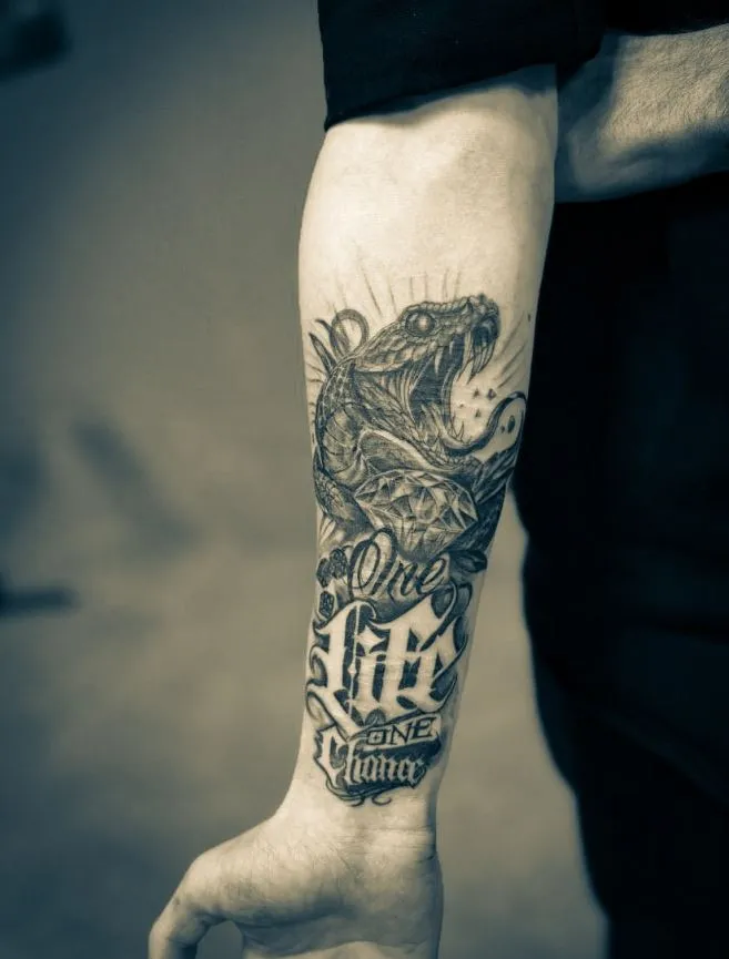 Тату-салон Чёрное&Белое