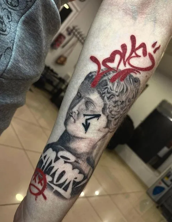 Студия тату и пирсинга Отточенно