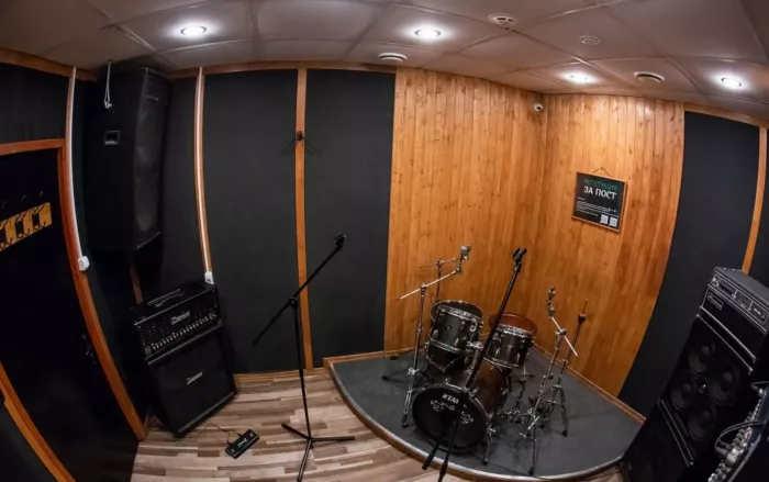 Студия звукозаписи Under The Ground