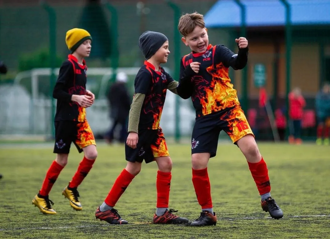 Детский футбольный клуб Барс