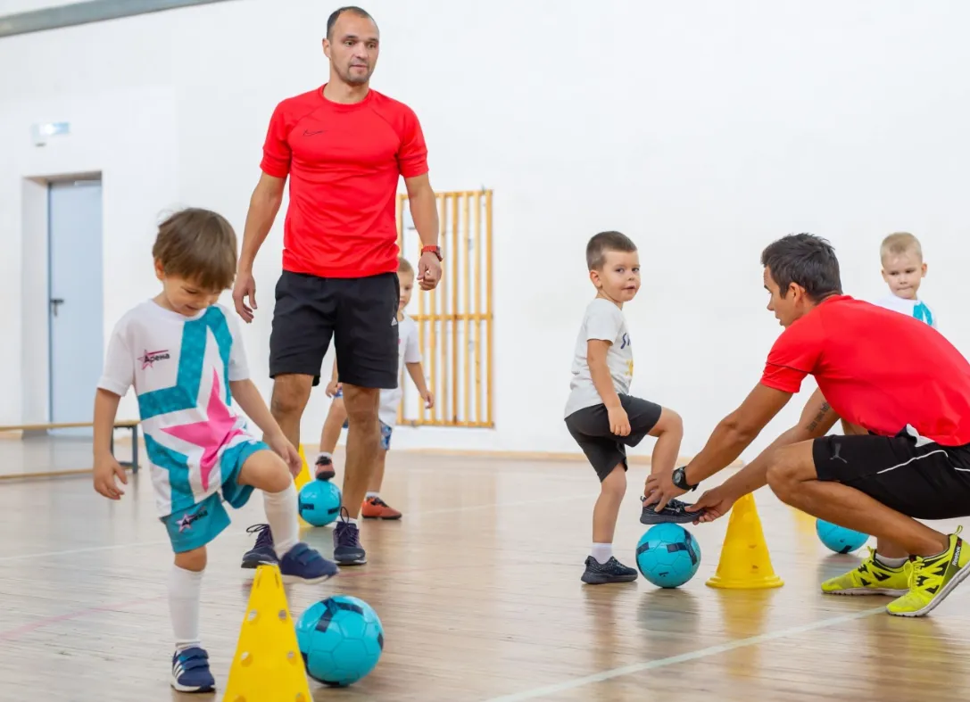 Детский футбольный клуб Арена