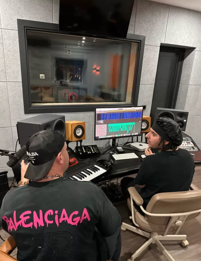 Студия звукозаписи Melon Music Records